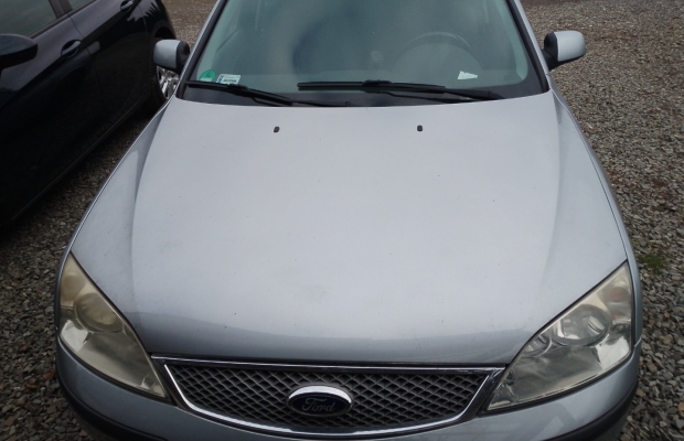 Ford Mondeo 1.8 2003 Zarejestrowany w dobrym stanie - Zdjęcie 1