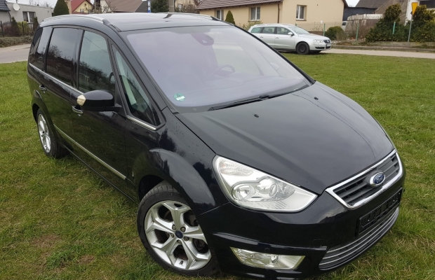 Sprzedam Ford Galaxy Platinum 2.0 Benzyna 2011 7 osobowy** - Zdjęcie 2