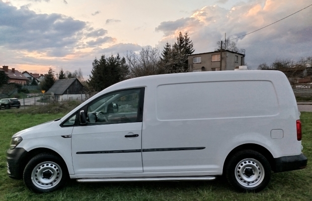 Sprzedam Volkswagen Caddy Long 2.0 TDI 2018r - Zdjęcie 9
