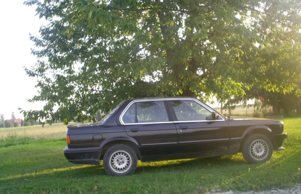 Sprzedam BMW E30 (1986) 1.8 - Zdjęcie 1