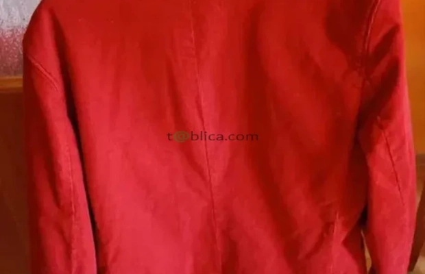 Czerwona marynarka Czerwona marynarka - Zdjęcie 1