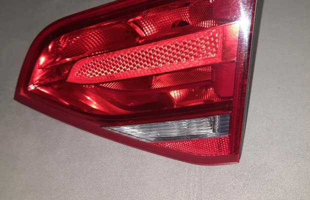 Sprzedam: oryginalna lampa (prawy tył ) Audi A4 B8 (Sedan) - Zdjęcie 2
