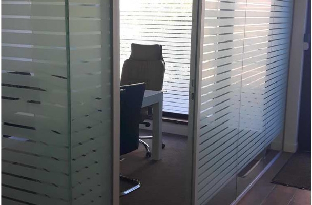 Folie okienne Żoliborz, Bielany, Bemowo- folie do domu, mieszkania, biua, szkół, sklepów, szpitali -Usługa oklejania - Zdjęcie 3