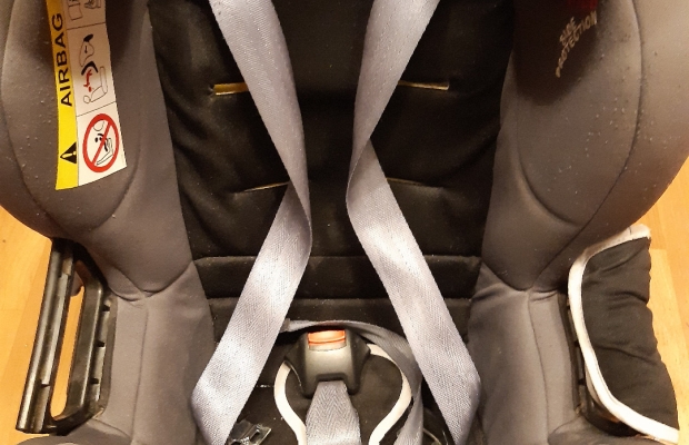 Sprzedam fotelik samochodowy Klippan kiss - Zdjęcie 5