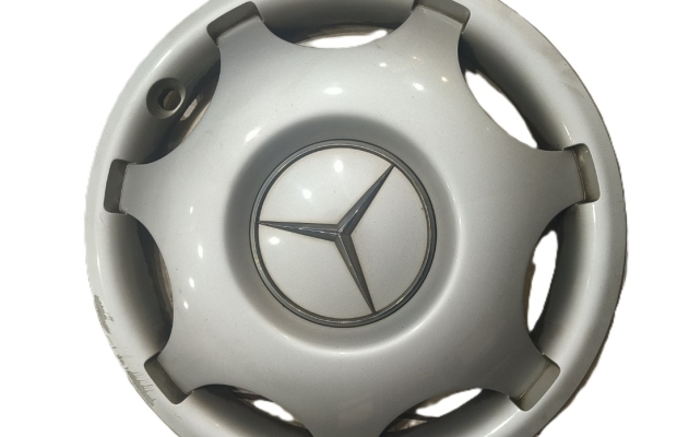 Kołpaki 15 i 16 mercedes - Zdjęcie 1