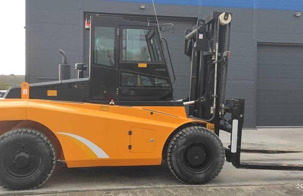 Wózek widłowy HNF 120 - Zdjęcie 2