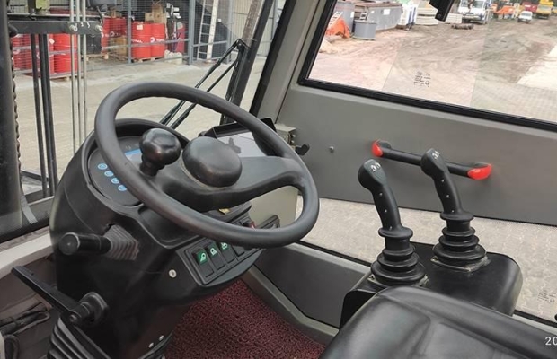 Wózek widłowy HNF 120 - Zdjęcie 4