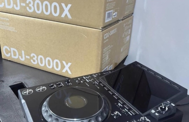 AlphaTheta CDJ-3000X, Pioneer CDJ-3000, Pioneer DJ DJM-A9 - Zdjęcie 1