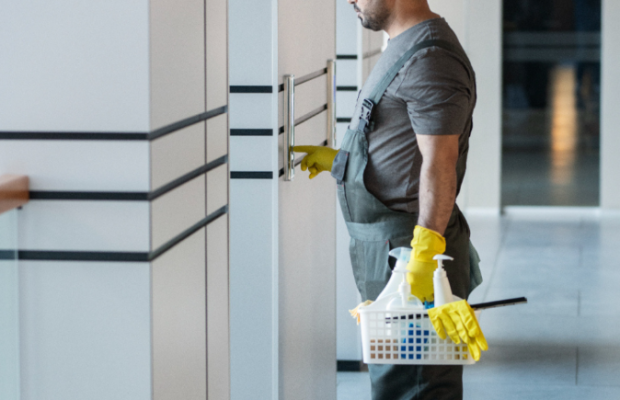 Oferujemy profesjonalne sprzątanie biur – Warszawa | EKOBRIS - Zdjęcie 8