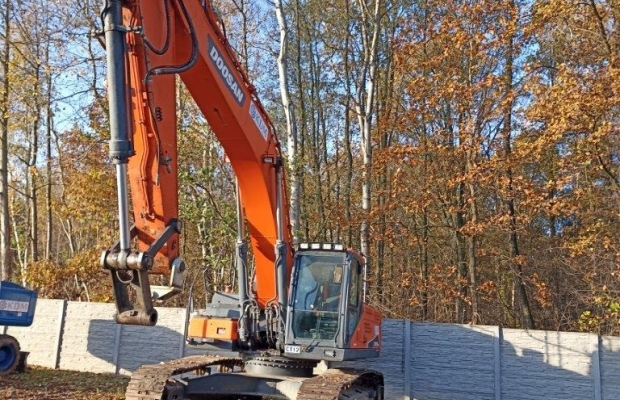 Koparko-ładowarka Doosan DX340LC-5 - Zdjęcie 1