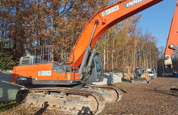 Koparko-ładowarka Doosan DX340LC-5 - Zdjęcie 4