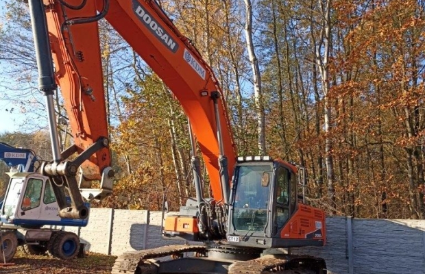 Koparko-ładowarka Doosan DX340LC-5 - Zdjęcie 3
