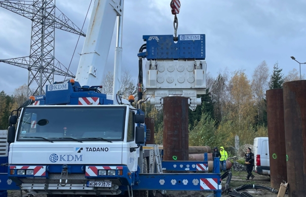 Oferta dotyczy najmu wibromłota SVR 120NF, zasilacz hydrauli - Zdjęcie 2