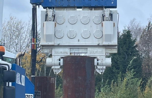 Oferta dotyczy najmu wibromłota SVR 120NF, zasilacz hydrauli - Zdjęcie 3