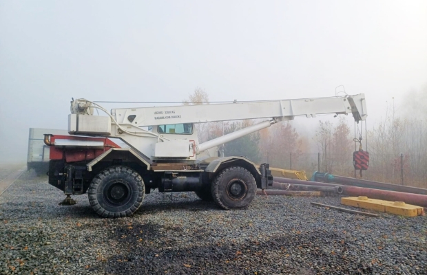 Używany Żuraw samojezdny Grove RT 640S - 33 ton - Zdjęcie 1