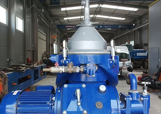 Wirówka do oczyszczania oleju i paliw - Zdjęcie 1