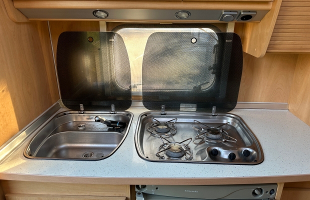 Burstner Ventana 400TS Avantgarde Truma AL-KO - Zdjęcie 9