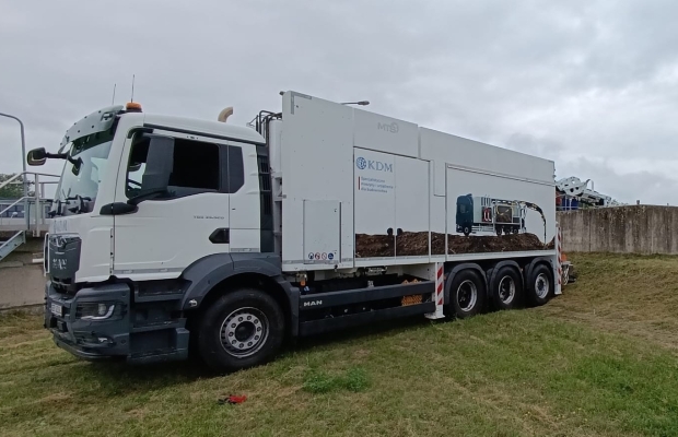 Koparka ssąca MAN MTS Dino 12 odkurzacz na sprzedaż lub wyna - Zdjęcie 4