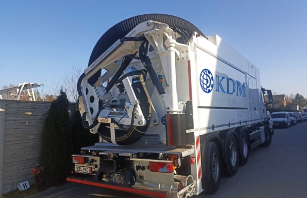 Koparka ssąca MAN MTS Dino 12 odkurzacz na sprzedaż lub wyna - Zdjęcie 3