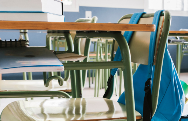 Profesjonalne sprzątanie szkół w Warszawie | EKOBRIS - Zdjęcie 8