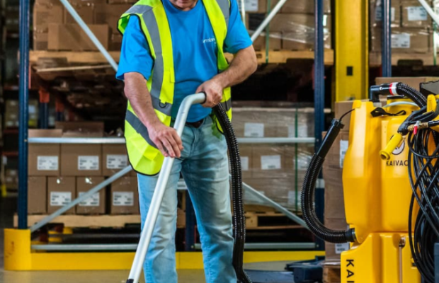 Sprzątanie zakładów produkcyjnych – Warszawa  EKOBRIS - Zdjęcie 10