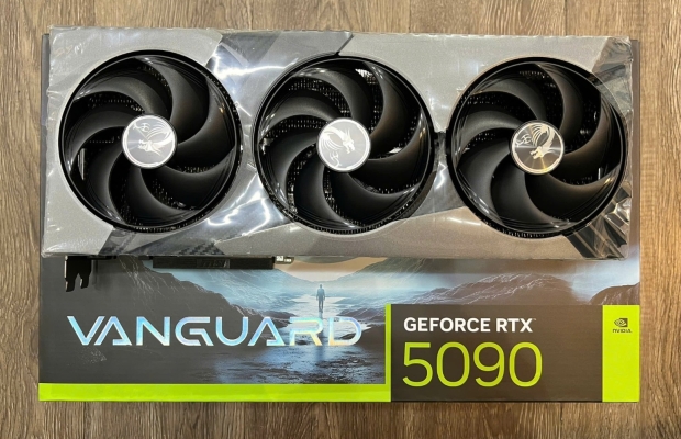 GeForce RTX 5090, RTX 5080, RTX 5070 Ti, RTX 4090, RTX 4080 - Zdjęcie 10