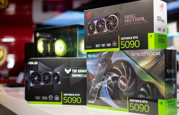 GeForce RTX 5090, RTX 5080, RTX 5070 Ti, RTX 4090, RTX 4080 - Zdjęcie 2