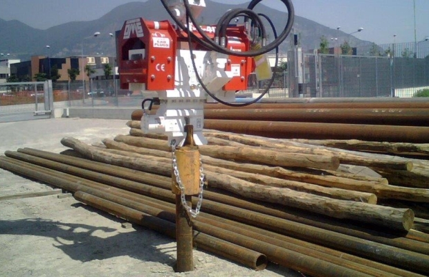 Wibromłot OVR 40S na koparkę - Zdjęcie 3