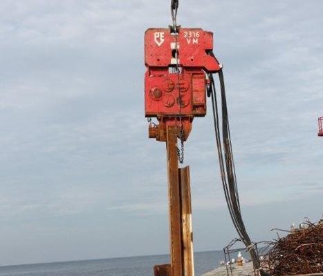 Używany wibromłot PVE 2316 VM do pracy na dźwigu - Zdjęcie 2