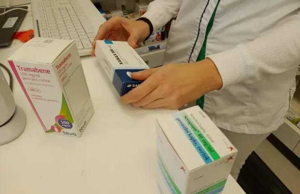 Oryginalne leki w szczelnie zamkniętych opakowaniach dostępn - Zdjęcie 1