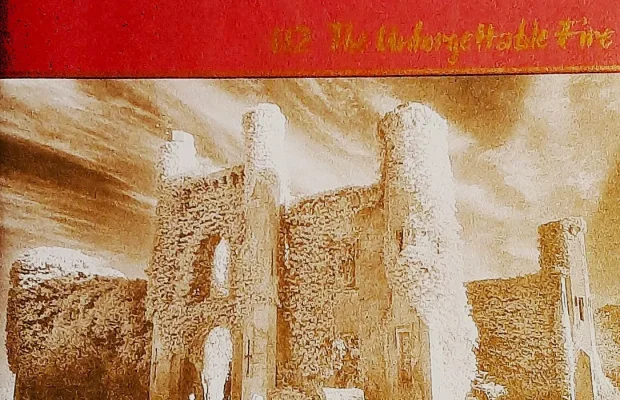 CD Nowa Polecam Kultowy Album CD Zespołu U2 -The Unforget table Fire ! - Zdjęcie 1