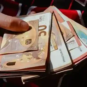 Oto tania pozyczka osobista, wahajaca sie - Zdjęcie 1