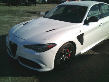 Zdjęcie: Alfa Romeo giulia quadrifogilo v6 bi turbo