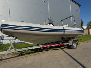 Zdjęcie: RIB Zodiac 550, Evinrude 90 + przyczepa