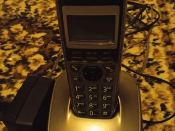 Zdjęcie: Telefon domowy stacjonarny firmy panaconic