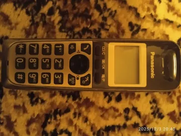 Zdjęcie: Telefon domowy stacjonarny firmy panaconic