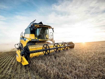 Zdjęcie: Kombajn Zimuje? Niech W TYM CZASIE ZARABIA!