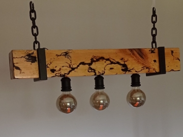 Zdjęcie: Lampy wiszącej w stylu loft / industrial, stylowa drewno+metalem  , belka drewniana z powłoką z żywicy epoksydowej.
