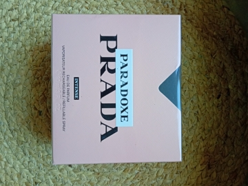 Zdjęcie: Sprzedam perfumy damskie Prada 90ml