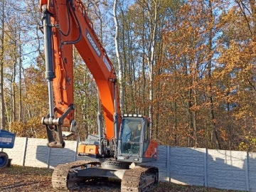 Zdjęcie: Koparko-ładowarka Doosan DX340LC-5
