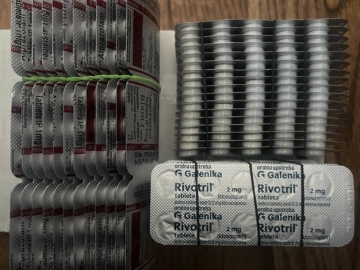 Zdjęcie: Oferujemy szeroki wybór produktów aptecznych