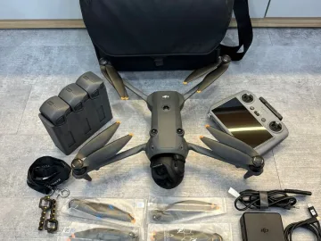 Zdjęcie: DJI Mini 5 Pro, DJI Mavic 4 Pro, DJI Mavic 3 Pro, DJI Air 3S