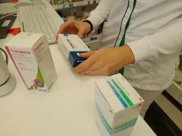 Oryginalne leki w szczelnie zamkniętych opakowaniach dostępn