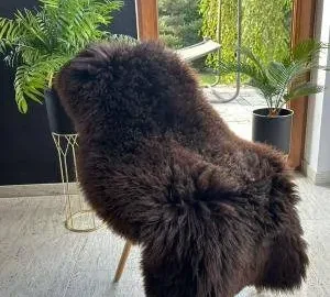 Naturalna, piękna skóra owcza Melerade