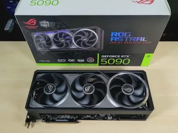 Zdjęcie: GeForce RTX 5090, RTX 5080, RTX 5070 Ti, RTX 4090, RTX 4080